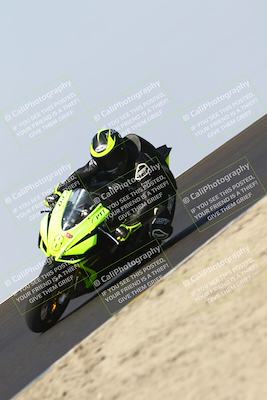 media/Sep-05-2025-CRA (Fri) [[b1fe00145a]]/10am (Inside Turn 2)/